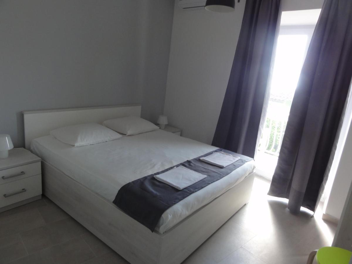 Apartmani Lara Gradac  Bagian luar foto