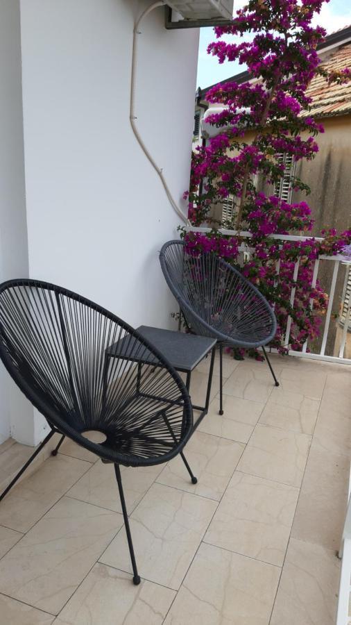 Apartmani Lara Gradac  Bagian luar foto