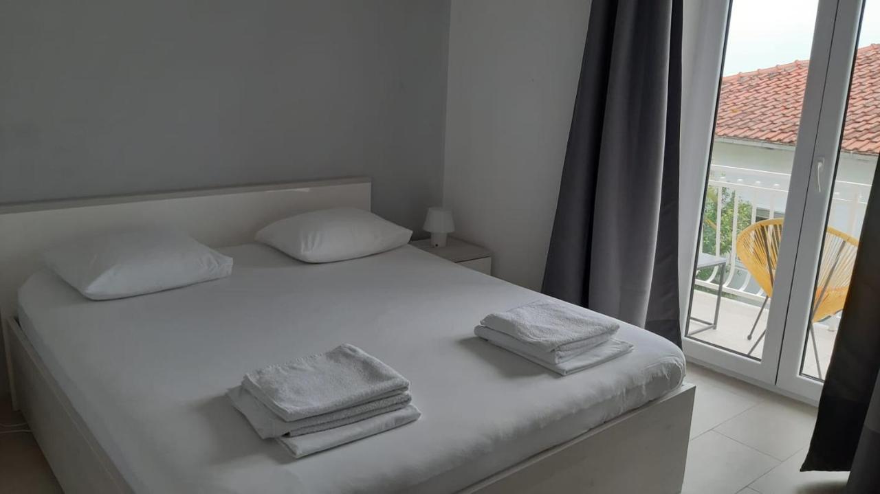 Apartmani Lara Gradac  Bagian luar foto